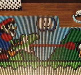 Το αγαπημένο & θρυλικό Super Mario World είναι φτιαγμένο με 81.032 κομμάτια ντόμινο  