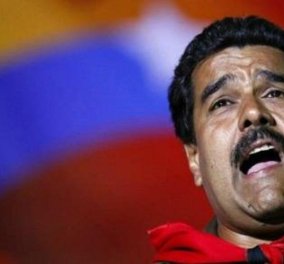 Οι πολίτες πήραν στο κυνήγι τον Πρόεδρο της Βενεζουέλας Ν. Μαδούρο κρατώντας κατσαρόλες (Φωτό, Βίντεο)