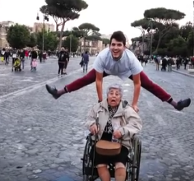 Βίντεο ημέρας: Ο Δημήτρης πήγε την 83χρονη γιαγιά του που δεν είχε φύγει πότε από την Ελλάδα.... στην Ρώμη
