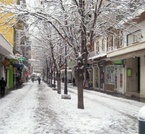 Φωτό: Στα λευκά ντύθηκε η Κοζάνη - Βίντεο με το πρώτο χιόνι του χειμώνα