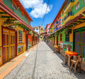 Guatapé: Μια μοναδική πολύχρωμη κωμόπολη στη Κολομβία - Εκπληκτικές φωτό που θα σας ξετρελάνουν