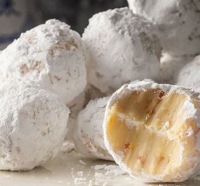 Μοναδικά, γευστικά & πρωτότυπα τρουφάκια λευκής σοκολάτας με μανταρίνια από τον Άκη Πετρετζίκη