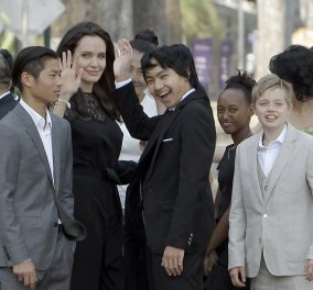 Νέες φώτο της Angelina Jolie με τα δίδυμα στην Καμπότζη: Ο Μπράντ Πιτ σαν να μην υπήρξε ποτέ...