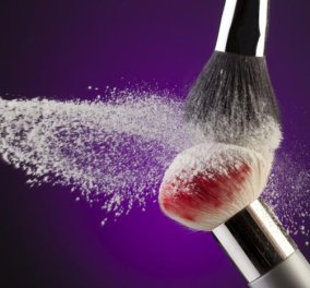 Καθαρίστε & απολυμάνετε τα πινέλα του μακιγιάζ σας χρησιμοποιώντας μόνο 3 υλικά (Βίντεο) - Κυρίως Φωτογραφία - Gallery - Video