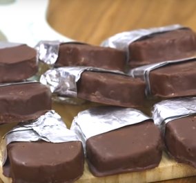 Πως να φτιάχνετε τις πολυαγαπημένες καριόκες - O Άκης Πετρετζίκης σε σοκολατένια περιπέτεια - Κυρίως Φωτογραφία - Gallery - Video