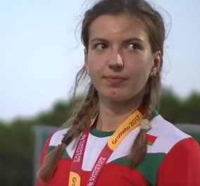 Βίντεο: "Δεν είναι ο Εθνικός ύμνος της πατρίδας μου" - Η νικήτρια ενοχλημένη κατεβαίνει από το βάθρο του χρυσού μεταλλίου