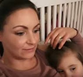 Μητέρα θηλάζει την κόρη της 8 χρόνια! Τι απαντά σε όσους την κατηγορούν - Κυρίως Φωτογραφία - Gallery - Video