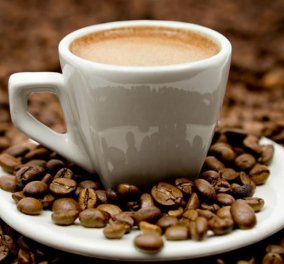 Όσοι πίνουν καφέ ζουν περισσότερα χρόνια, αρρωσταίνουν βαριά λιγότερο - είτε με καφεΐνη είτε ντεκαφεϊνέ 
