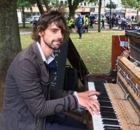 Ερωτευμένος πιανίστας έπαιζε 48 ώρες για να φέρει την αγαπημένη του πίσω - τον έδειραν & διέκοψε φωτό – βίντεο - Κυρίως Φωτογραφία - Gallery - Video
