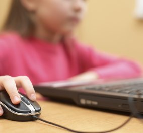 Οι κίνδυνοι του διαδικτύου για τα παιδιά: Οι τρόποι αντιμετώπισής τους – Τι πρέπει να προσέχουν οι γονείς - Κυρίως Φωτογραφία - Gallery - Video