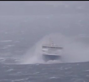 BINTEO: Η  συγκλονιστική μάχη του "Κρήτη ΙΙ" με τα κύματα για να κατορθώσει να μπει στο λιμάνι του Ηρακλείου