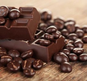 Μαύρη σοκολάτα η ''τροφή των... θεών'': Ρίχνει χοληστερίνη, πίεση & διώχνει το στρες