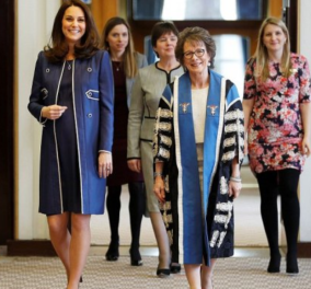 Η εγκυμονούσα Kate Middleton ντυμένη στα μπλέ έγινε η νέα προστάτης του gynecology center στο Λονδίνο (ΦΩΤΟ - ΒΙΝΤΕΟ) 