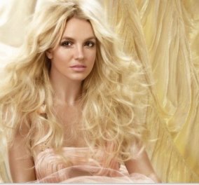 Η Britney Spears μπαίνει στο γήπεδο και δείχνει το ταλέντο της στο τένις σε ένα απολαυστικό βίντεο! - Κυρίως Φωτογραφία - Gallery - Video
