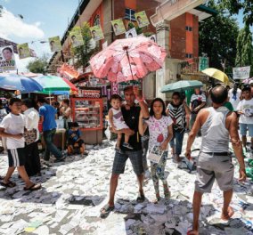 Φιλιππίνες: Με το ίδιο τους το αίμα τιμούν το Πάσχα - Καθολικοί μαστιγώνονται και κόβονται με ξυράφια (ΦΩΤΟ)