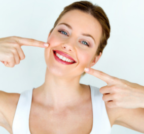 Aποκλ: O "γκουρού" της αισθητικής οδοντιατρικής Μανόλης Κασωτάκης λανσάρει τo dental fitness - "Η πρόληψη για στοματική υγεία & όχι μόνο ωραία δόντια" - Κυρίως Φωτογραφία - Gallery - Video