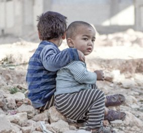 Νέα τραγωδία στον πόλεμο της Συρίας - 15 παιδιά σκοτώθηκαν μέσα στο σχολείο από αεροπορική επιδρομή