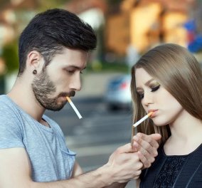Νέα έρευνα αποκαλύπτει: Οι καπνιστές έχουν 88% περισσότερες πιθανότητες να πάθουν εγκεφαλικό πριν τα 50 χρόνια