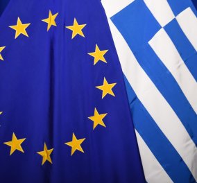Πέντε στους δέκα Έλληνες λένε «ναι» στην Ε.Ε. - Το 70% βλέπει έλλειψη δημοκρατίας