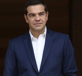 Αλέξης Τσίπρας: Το μήνυμα του Πρωθυπουργού για την Πρωτομαγιά- Η φωτογραφία & οι στίχοι στο twitter