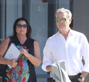 Ο Pierce Brosnan με την σύζυγό του Keely σε κοινή συνάντηση εργασίας στο Λος Άντζελες (ΦΩΤΟ) - Κυρίως Φωτογραφία - Gallery - Video
