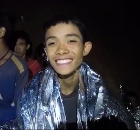 Παγκόσμια χαρά: Όλα τα παιδιά κι ο προπονητής βγήκαν από το σπήλαιο στην Ταϊλάνδη (Βίντεο) - Κυρίως Φωτογραφία - Gallery - Video