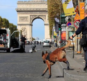 Παρίσι: Συναγερμός στο Σανζ Ελιζέ από ύποπτο όχημα - Κινητοποιήθηκε η αστυνομία (φώτο)