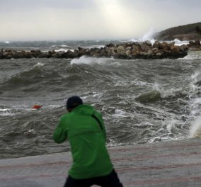 Κυκλώνας από τα ξημερώματα στην Πελλοπόνησο- Κύματα ύψους οκτώ μέτρων αναμένονται σε Κύθηρα και Νότιο Ιόνιο- Όλη η προγνωση- LIVE η πορεία του  (φώτο-βίντεο)    - Κυρίως Φωτογραφία - Gallery - Video