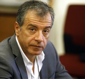 Θεοδωράκης: Προεκλογικά δεν θα πάω ούτε με τον Τσίπρα ούτε με τον Μητσοτάκη