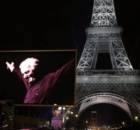 Ο Πύργος του Άιφελ ανέβασε τεράστιες οθόνες με εικόνες του Σαρλ Αζναβούρ - «Εθνικό» πένθος (Φωτό & Βίντεο)