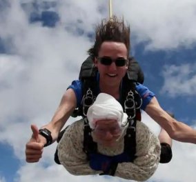 Story of the day: Η πιο γενναία γιαγιά του κόσμου είναι 102 χρόνων & κάνει ελεύθερη πτώση από τα 4.200 μέτρα - Κυρίως Φωτογραφία - Gallery - Video