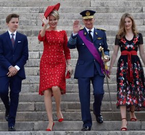 Στα κόκκινα & στα βελούδα η Βασιλική οικογένεια του Βελγίου (φωτό)