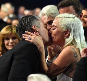Τα δάκρυα της υπέρκομψης Lady Gaga στο Critics' Choice Awards: Ο έρωτας της ζωής μου ο Μπράντλεϊ Κούπερ (φωτό) - Κυρίως Φωτογραφία - Gallery - Video