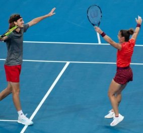 Στέφανος Τσιτσιπάς και Μαρία Σάκκαρη «έγραψαν» ιστορία: Προκρίθηκαν εντυπωσιακά στον 2ο γύρο του Australian Open - Κυρίως Φωτογραφία - Gallery - Video
