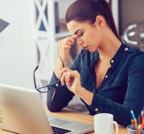 Πως συνδέεται η κατάθλιψη στις γυναίκες με τις πολλές ώρες εργασίας; Οι επιστήμονες αποκαλύπτουν...
