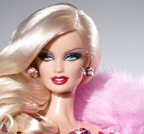 Είναι κούκλα και δεν αποκλείει κανέναν - Η νέα Barbie υμνεί την διαφορετικότητα και κάθεται σε αναπηρικό αμαξίδιο (φώτο)