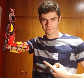 Αξιοθαύμαστο: Έφηβος κατασκεύασε το προσθετικό χέρι που του έλειπε με τουβλάκια Lego (βίντεο) - Κυρίως Φωτογραφία - Gallery - Video