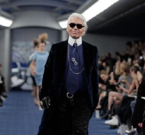 Σήμερα κλαίει ακόμα και το περίφημο σήμα της Chanel θρηνώντας τον ... άξιο διάδοχο Καρλ Λάγκερφελντ (φώτο) 