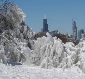 Polar vortex: Δείτε πόσο ακραίο είναι το πολικό ψύχος στη Νέα Υόρκη: Τα μακαρόνια γίνονται γλυπτό πάγου! - Κυρίως Φωτογραφία - Gallery - Video