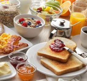 Μυστικά για υγιή καρδιά: Κλείστε την τηλεόραση και πάρτε ένα πλούσιο πρωινό!