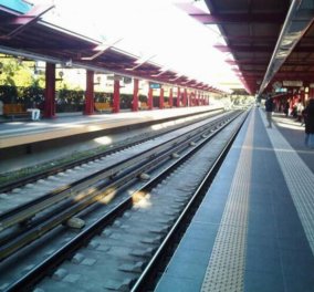 Μοσχάτο: Σκοτώθηκε 14χρονη πέφτοντας στις γραμμές του τρένου -  Το σπαρακτικό σημείωμα της