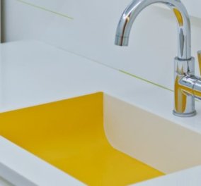 Ο Σπύρος Σούλης μας δίνει 10 υπέροχες ιδέες για να βάλουμε χρώμα στο μπάνιο μας – Ποιες είναι οι ιδανικές… - Κυρίως Φωτογραφία - Gallery - Video