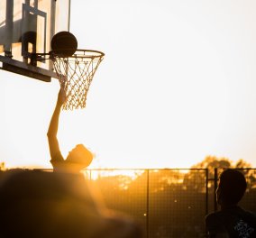 Τραγωδία στα Λεχαινά: 19χρονος πέθανε την ώρα που έπαιζε μπάσκετ 