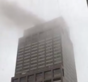 Ελικόπτερο κατέπεσε πάνω σε ουρανοξύστη στη Νέα Υόρκη – Κόπηκε η ανάσα στην μεγαλούπολη (φωτό & βίντεο) 