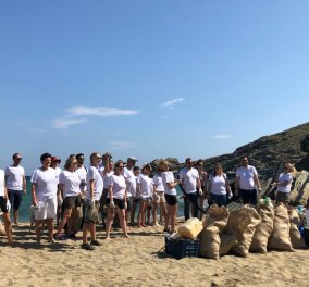 Οικολογική δράση από τη Μαρέβα Μητσοτάκη στην Τήνο - Μαζί με εθελοντές καθάρισε παραλίες από τα πλαστικά (φώτο)   - Κυρίως Φωτογραφία - Gallery - Video