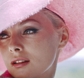 Vintage Beauty Pics: Όταν μιλάμε για ξανθιές εννοούμε την Τζέιν Μάνσφιλντ, την Βίρνα Λίζι, την Ούρσουλα Άντρες (φώτο)