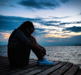 Οι 11 περίεργες συνήθειες των ανθρώπων με κρυμμένη κατάθλιψη