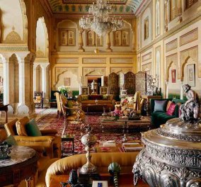 Ε, ναι! Τώρα μπορούμε να μείνουμε στο παλάτι που φιλοξενήθηκε η Τζάκι Κένεντι & να ζήσουμε σαν Μαχαραγιάδες - Η βασιλική οικογένεια της Ινδίας συνεργάστηκε με την Airbnb (φώτο) - Κυρίως Φωτογραφία - Gallery - Video