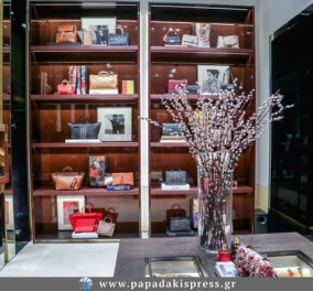 CH Carolina Herrera: Η παρουσίαση της Φθινοπωρινής - Χειμερινής συλλογής στο κατάστημα του οίκου στο Golden Hall