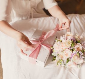 Αγωγή "όλα τα λεφτά": Οι τρεις συγγενείς του γαμπρού ζήτησαν από τη νύφη να τους επιστρέψει τα γαμήλια δώρα επειδή χώρισαν 